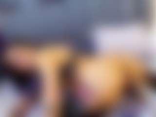 emily-86's Live Sex Cam Show