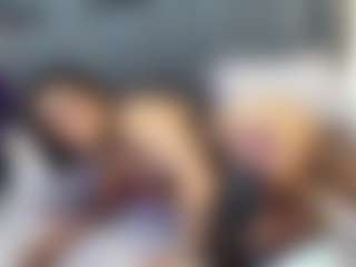 emily-86's Live Sex Cam Show