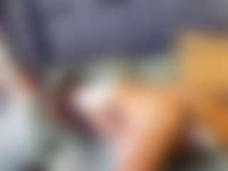 emily-86's Live Sex Cam Show