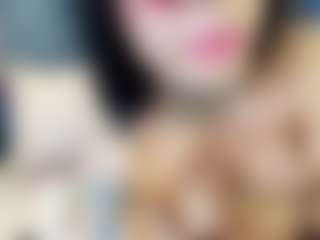 emily-86's Live Sex Cam Show