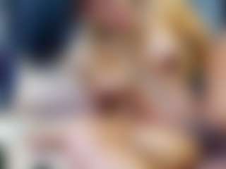 emily-86's Live Sex Cam Show