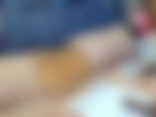 emily-86's Live Sex Cam Show