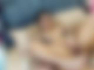 emily-86's Live Sex Cam Show