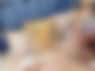 Live cam show with emily-86 - Shaved Pussy MILF on luckytryst.com
