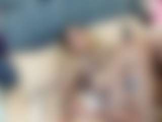 emily-86's Live Sex Cam Show