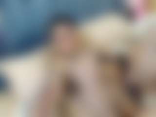 emily-86's Live Sex Cam Show