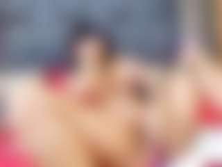 emily-86's Live Sex Cam Show