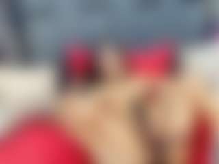 emily-86's Live Sex Cam Show