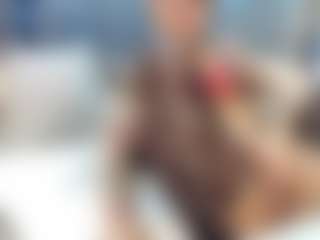 emily-86's Live Sex Cam Show