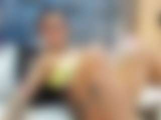 emily-86's Live Sex Cam Show