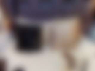 emily-86's Live Sex Cam Show