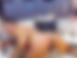 emily-86's Live Sex Cam Show