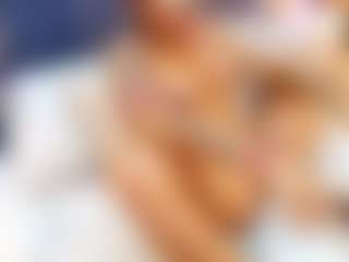 emily-86's Live Sex Cam Show