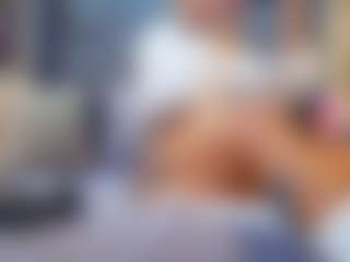 emily-86's Live Sex Cam Show