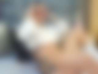 emily-86's Live Sex Cam Show