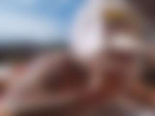emily-86's Live Sex Cam Show