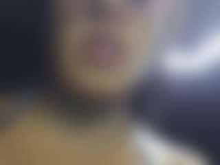 emily-86's Live Sex Cam Show
