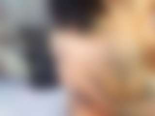 emily-86's Live Sex Cam Show