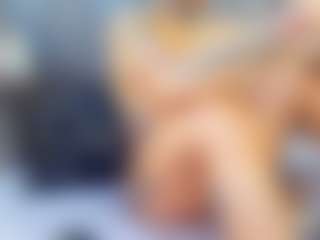 emily-86's Live Sex Cam Show