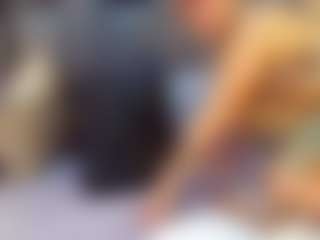 emily-86's Live Sex Cam Show