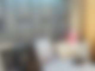 emily-86's Live Sex Cam Show