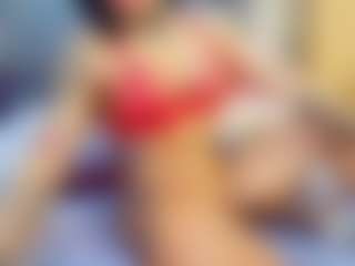emily-86's Live Sex Cam Show