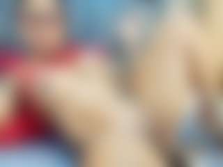 emily-86's Live Sex Cam Show
