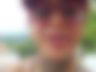 emily-86's Live Sex Cam Show