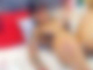 emily-86's Live Sex Cam Show