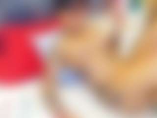 emily-86's Live Sex Cam Show