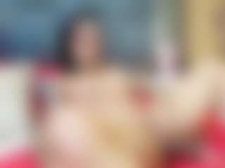 emily-86's Live Sex Cam Show