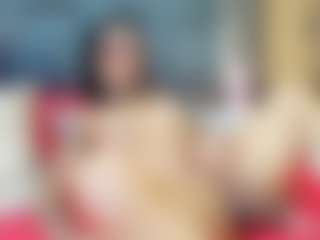 emily-86's Live Sex Cam Show