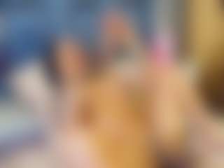 emily-86's Live Sex Cam Show
