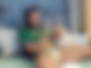 emily-86's Live Sex Cam Show