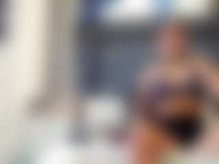 emily-86's Live Sex Cam Show