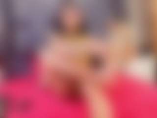 emily-86's Live Sex Cam Show