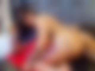 emily-86's Live Sex Cam Show
