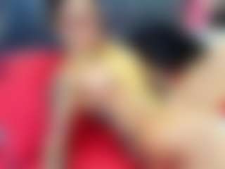 emily-86's Live Sex Cam Show