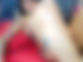 emily-86's Live Sex Cam Show