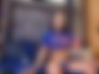 emily-86's Live Sex Cam Show