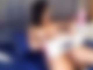 emily-86's Live Sex Cam Show