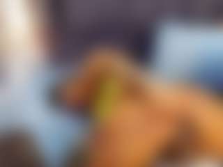 emily-86's Live Sex Cam Show