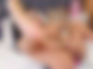 emily-86's Live Sex Cam Show