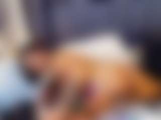 Live cam show with emily-86 - Middle Aged on crypto-cams