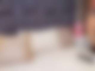 emily-86's Live Sex Cam Show