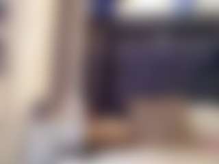 emily-86's Live Sex Cam Show