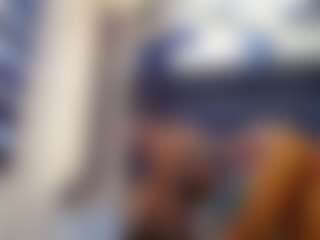 emily-86's Live Sex Cam Show
