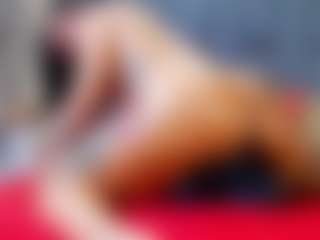 emily-86's Live Sex Cam Show