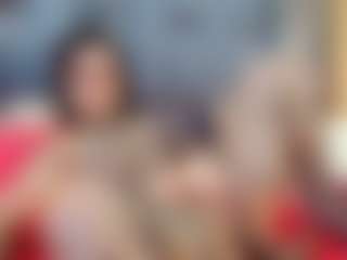 emily-86's Live Sex Cam Show