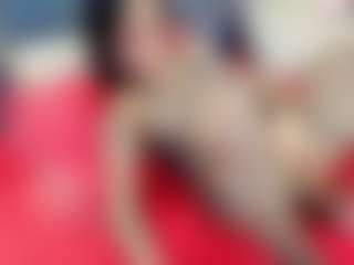 emily-86's Live Sex Cam Show